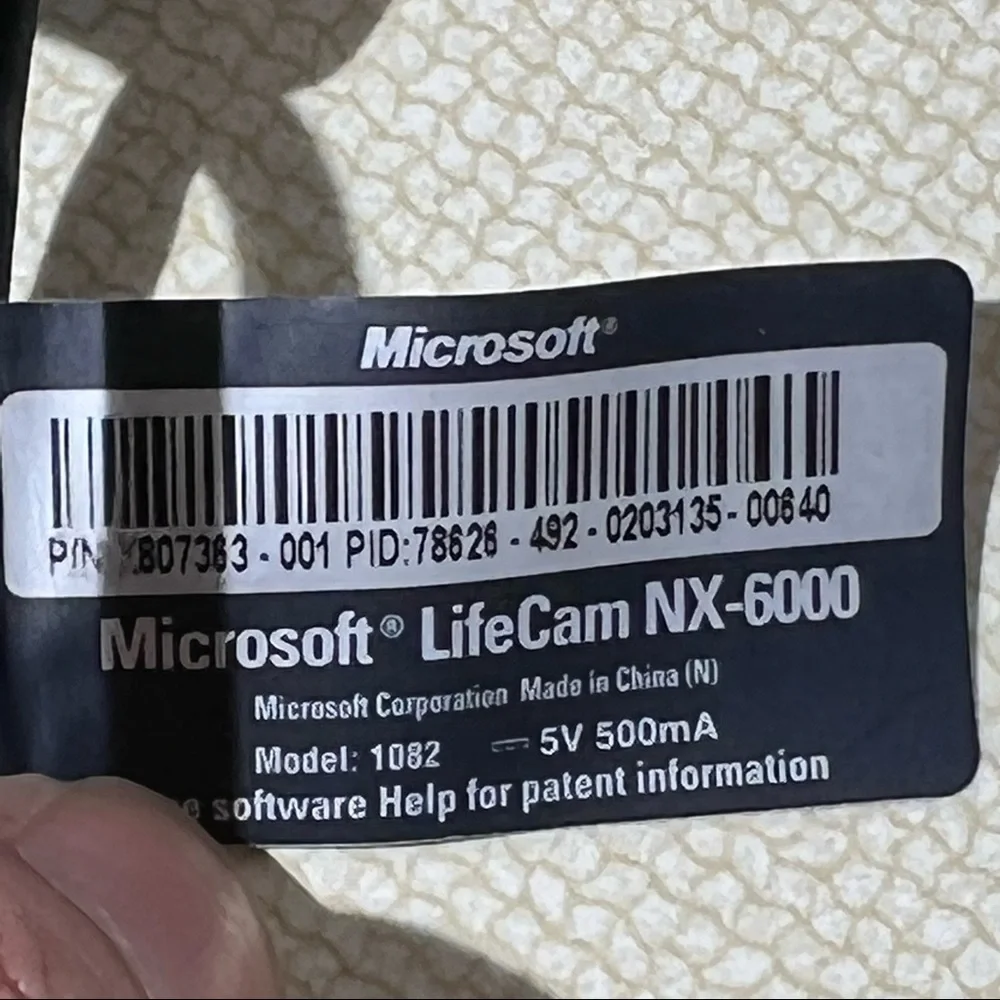 Microsoft LifeCam NX-6000 Web Cam With Case